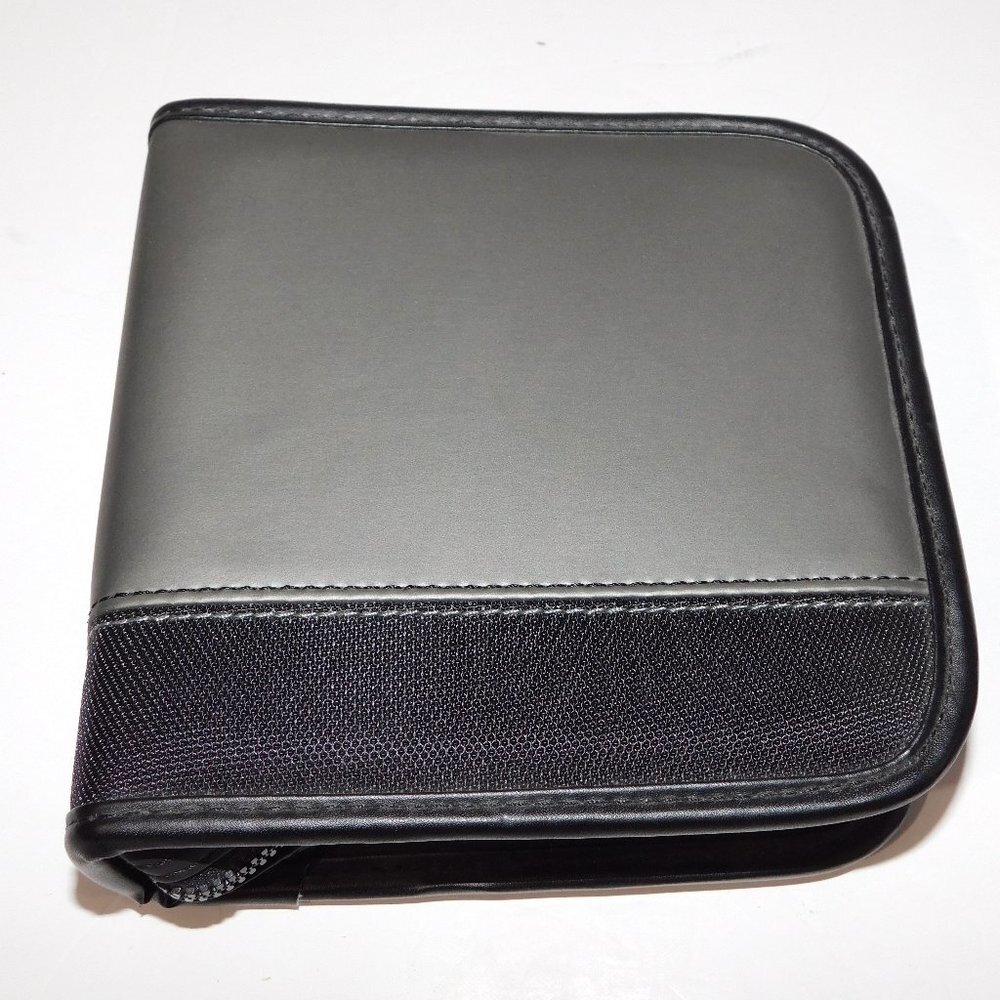 CD /DVD Storage Wallet Case INIT 32 Disc Capacity Black Gun Metal Gray